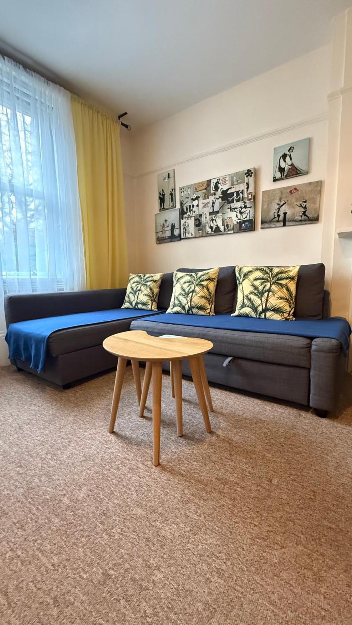 Located One Bedroom Apartamento *